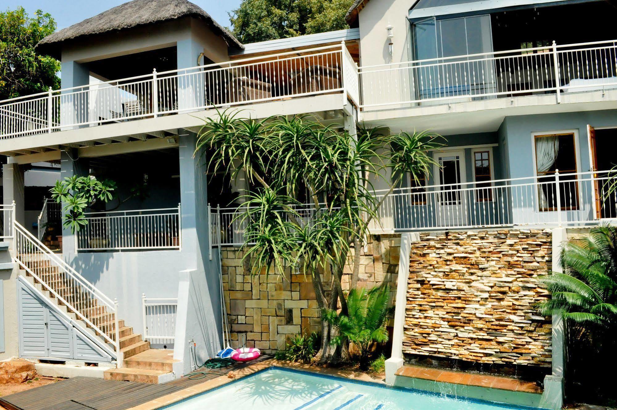 Fever Tree Manor Hartbeespoort Esterno foto